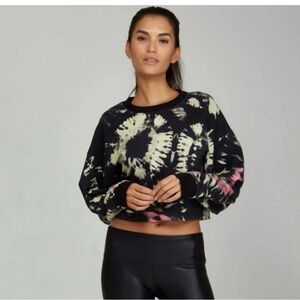 Noli Black Tie-Dye Cropped Sweatshirt. Size M